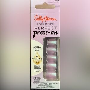 Pink press on nails with vitamin nail glue new in pack